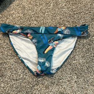 Shein Women's Swimsuit Bottoms Floral & Bird Print Blue Green Size S